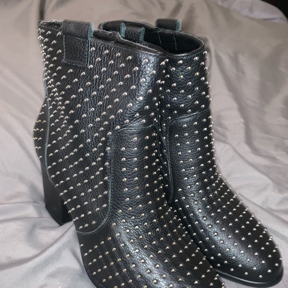 NEW Rebecca Minkoff Sierra Booties - Picture 9 of 12